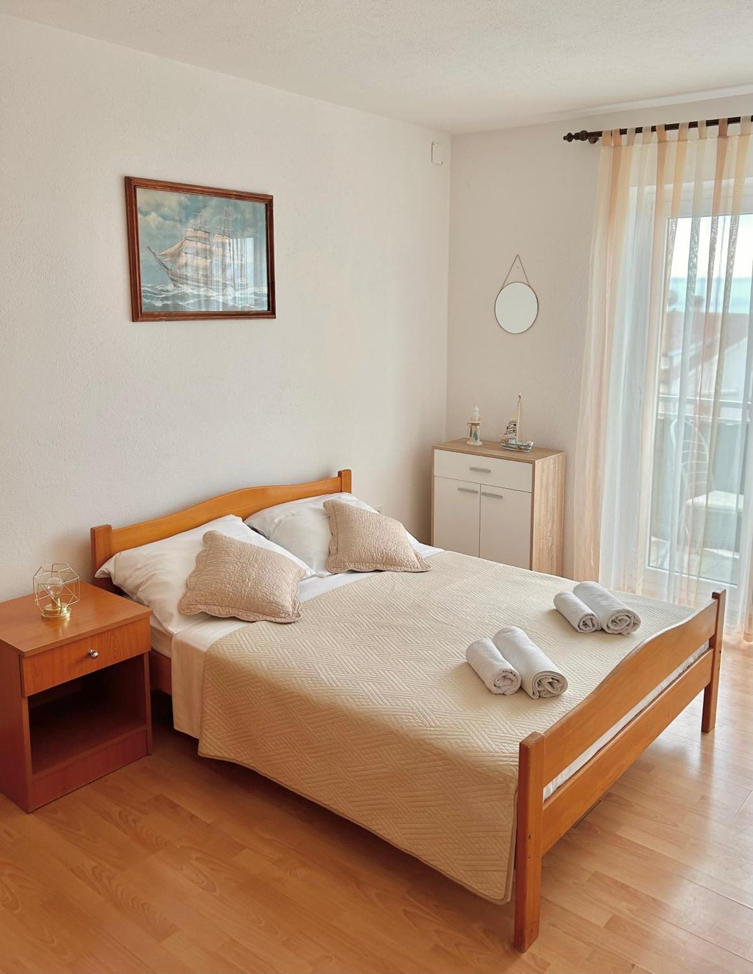 Apartmani Mara Bol Eksteriør billede